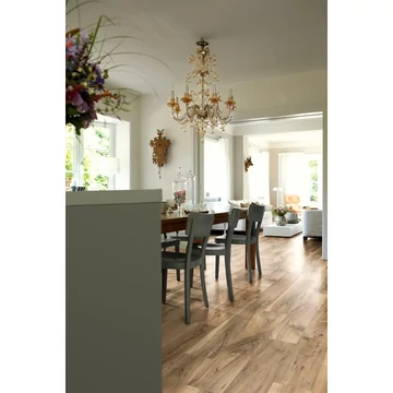 EGGER CLASSIC 8/32 4V AQ Brown Perganti Walnut Laminált padló EL1071