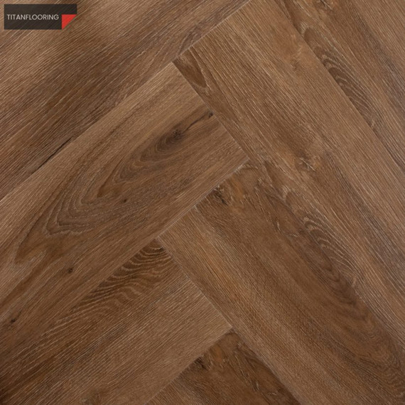 Titanflooring CASTLE DARK OAK UNICLIC HALSZÁLKA SPC PADLÓ